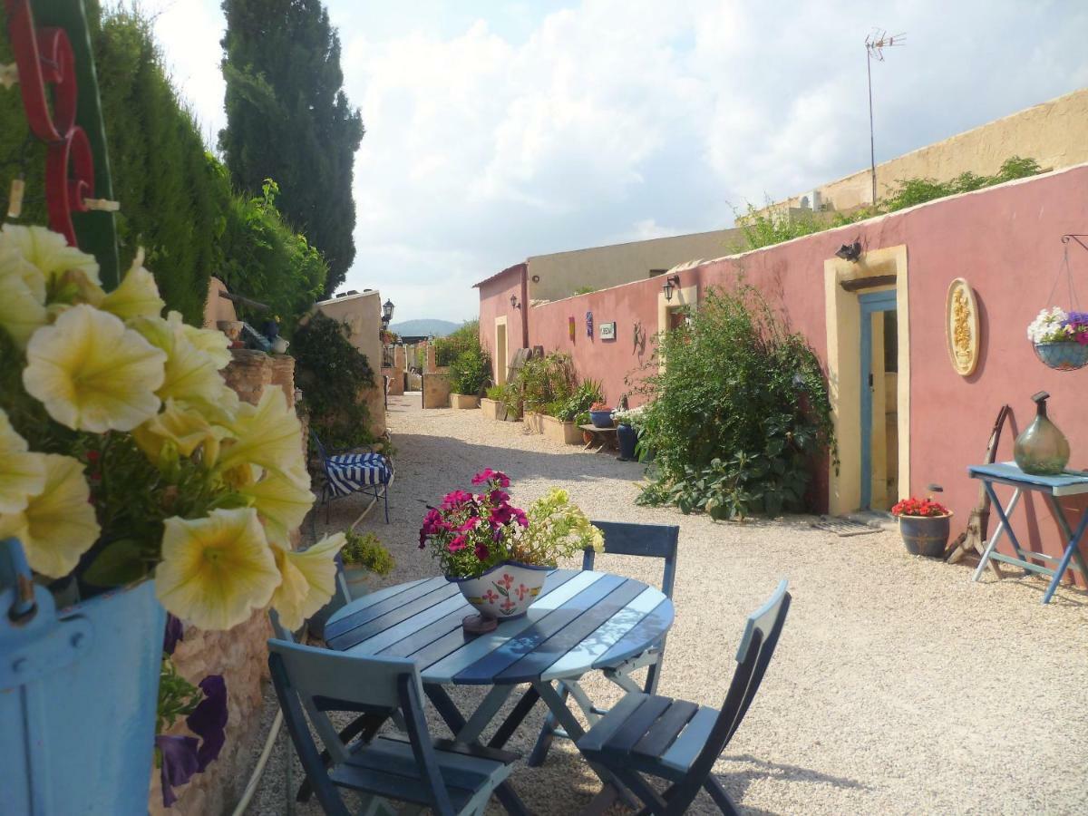 Casa Rural Ubeda - B&B - Pinoso-Alicante Экстерьер фото